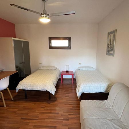B&B Il Ciliegio Lomnago Bagian luar foto