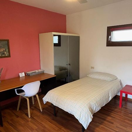 B&B Il Ciliegio Lomnago Bagian luar foto