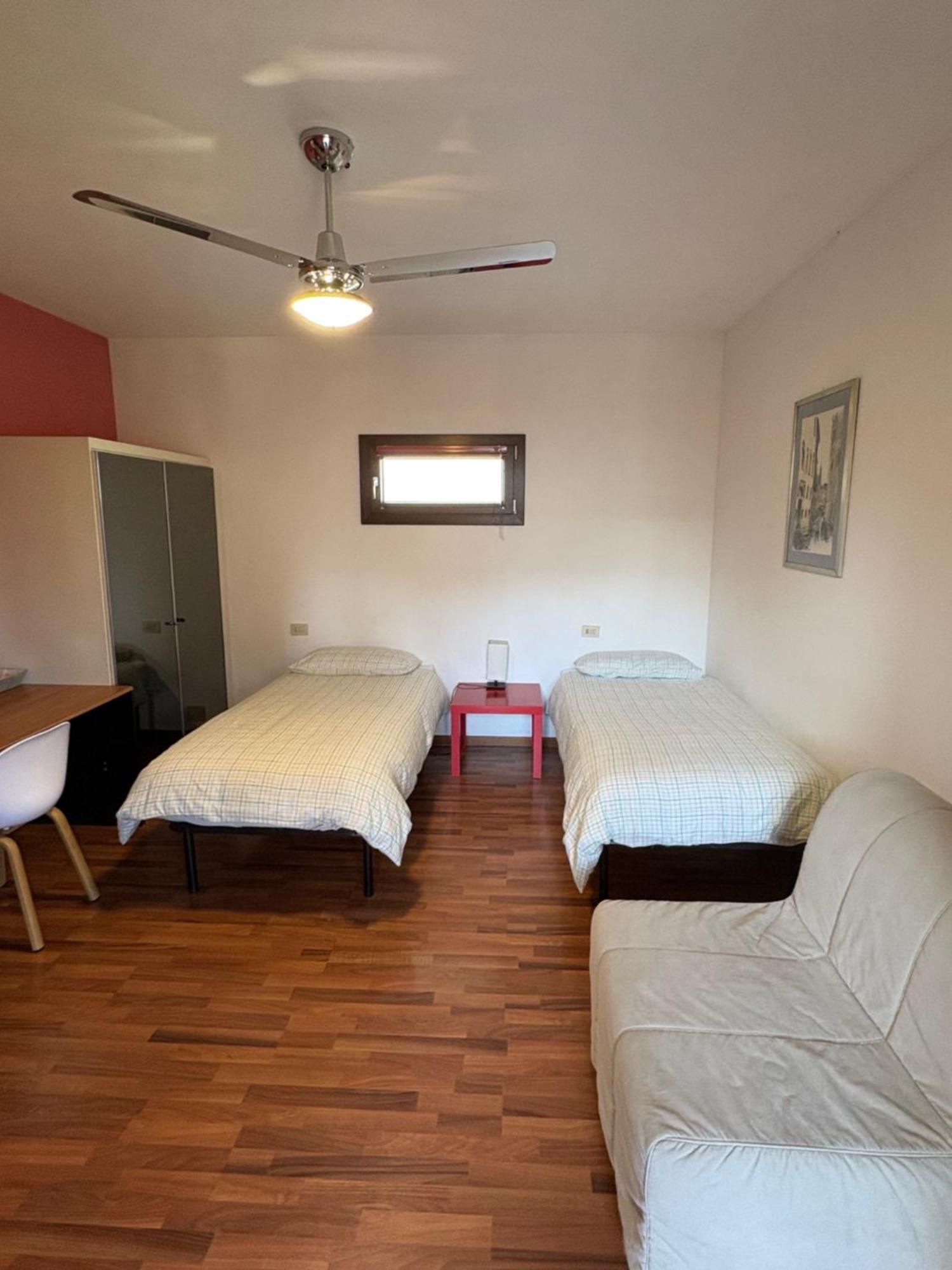 B&B Il Ciliegio Lomnago Bagian luar foto